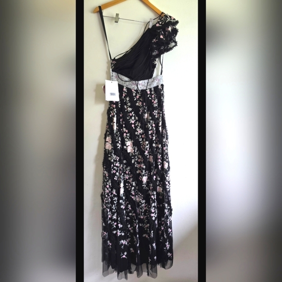 NWT! Mac Duggal,Embroidered Ruffled One Shoulder Lace Up Gown,Black Multi, Size4 - Picture 5 of 15